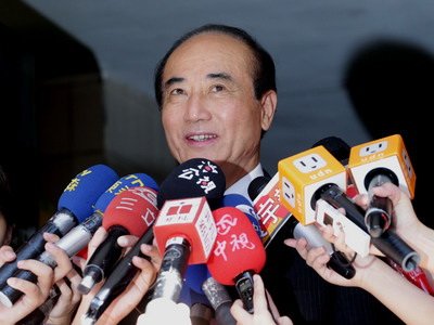 Legislative president: all need to work to resolve student occupation