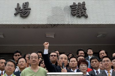Ma calls for early passage of pact despite Wang's pledge