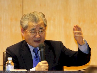Cabinet to form ad hoc group to deal with Vietnam riots