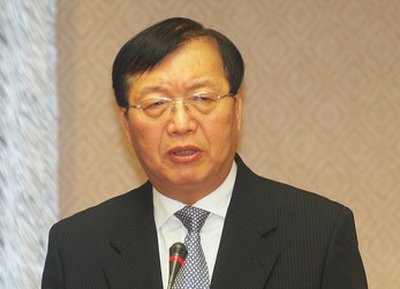 Draft bill restricting gov’t officials’ foreign PR status advances in committee
