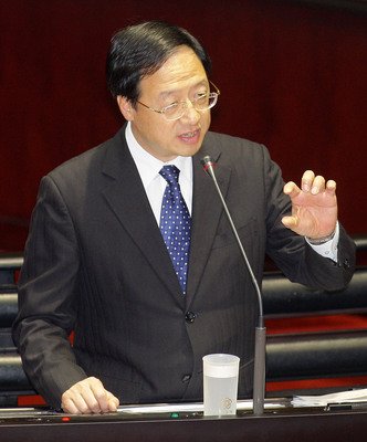 Premier pushes for more meaningful international participation
