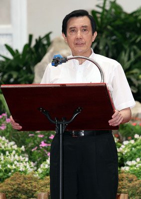 President defends handling of MAC deputy's departure