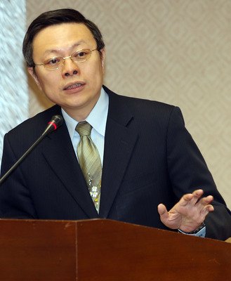 MAC Minister denies reports that China opposes his APEC attendance