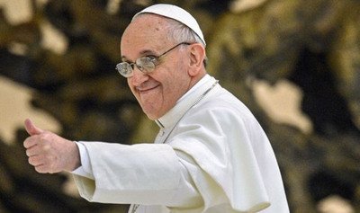Autistic artist from Taiwan presents Pope with painting