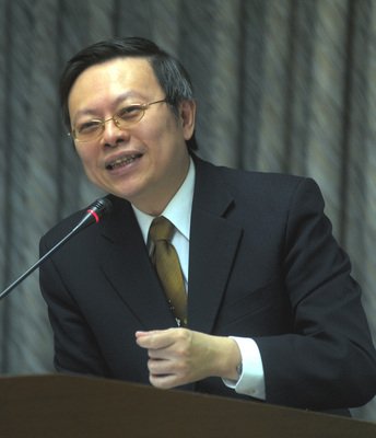 China should seize the opportunity to discuss trade in goods pact: MAC