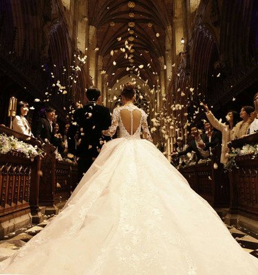 Mandopop star Jay Chou gets hitched in England
