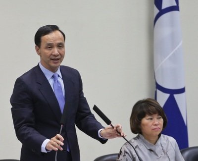 New KMT Chairman Eric Chu asks lawyers to check on KMT assets