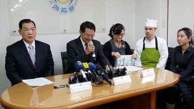 Survey: 93% foreign spouses happy with life in Taiwan
