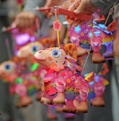 Chinese New Year Encyclopedia: the Year of the Sheep