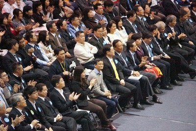 Jack Ma to give NT$10 billion to help young entrepreneurs in Taiwan