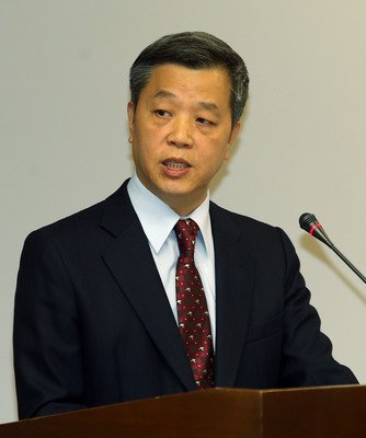 Ministry backs allowing foreign laborers to stay longer in Taiwan