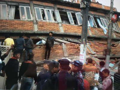 More than 2,000 dead following Nepal quake; Taiwan offers aid