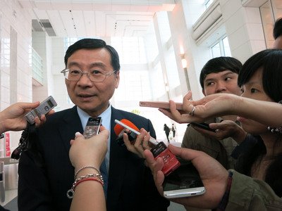Foreign investors are an uncertainty for local stock market: FSC