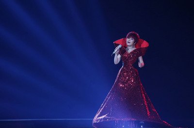 Jody Chiang kicks off farewell concerts with hit song