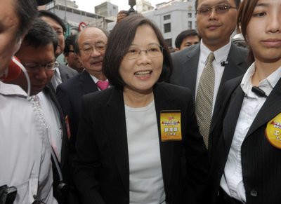 DPP chairwoman attends National Day celebrations for the first time