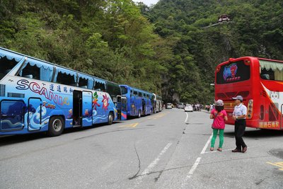 China to restrict tourism to Taiwan in run up to election