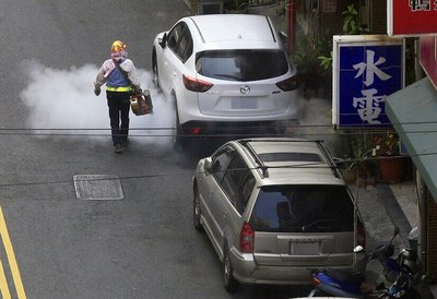 Dengue fever outbreak yet to abate in Kaohsiung
