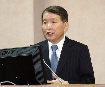 No changes announced in US arms deal: Defense Minister