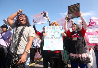 Migrant workers rally in Taipei for equal rights