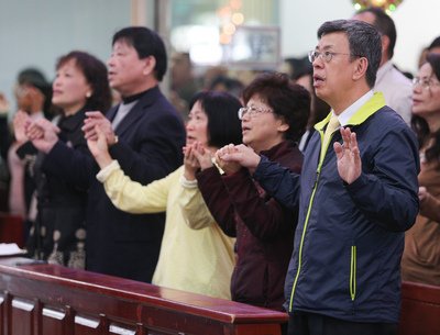 Chen Chien-jen apologizes for remarks about long-term care