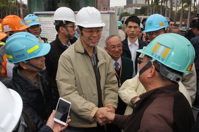 Premier inspects repairs to Tainan water supply system