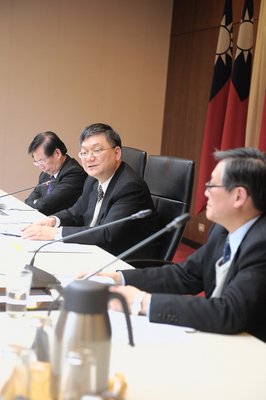 Attention to pressing issues needed before transition: Vice Premier