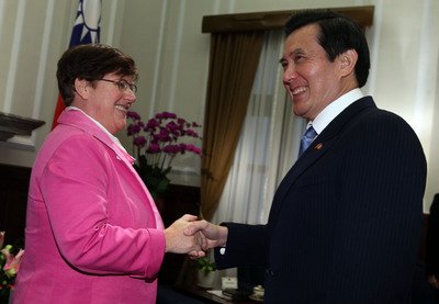 Taiwan should look to global example for nuclear policy: Ma