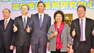 Premier criticizes change in DPP policy on US pork
