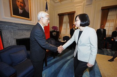 Taiwanese delegation to WHA forum accomplishes its goals: Tsai