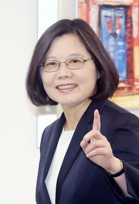 President Tsai to visit Panama and Paraguay; transit in U.S.