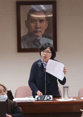 Legislature moves to address visa renewal woes for foreign laborers