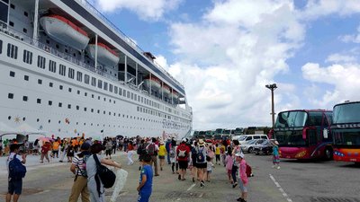 Tourism up despite drop in Mainland visitors: Minister