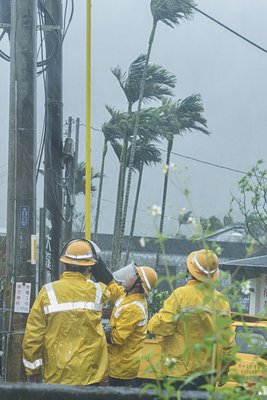 Two dead, 82 injured as Nepartak buffets southern Taiwan