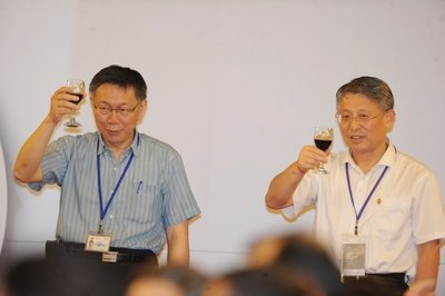 Cabinet spokesman hopes for smooth cross-strait exchanges