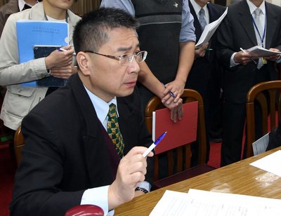 DPP lawmaker to take over as Cabinet spokesman on Oct. 1