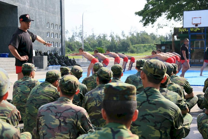 76% say conscription should be 1 year