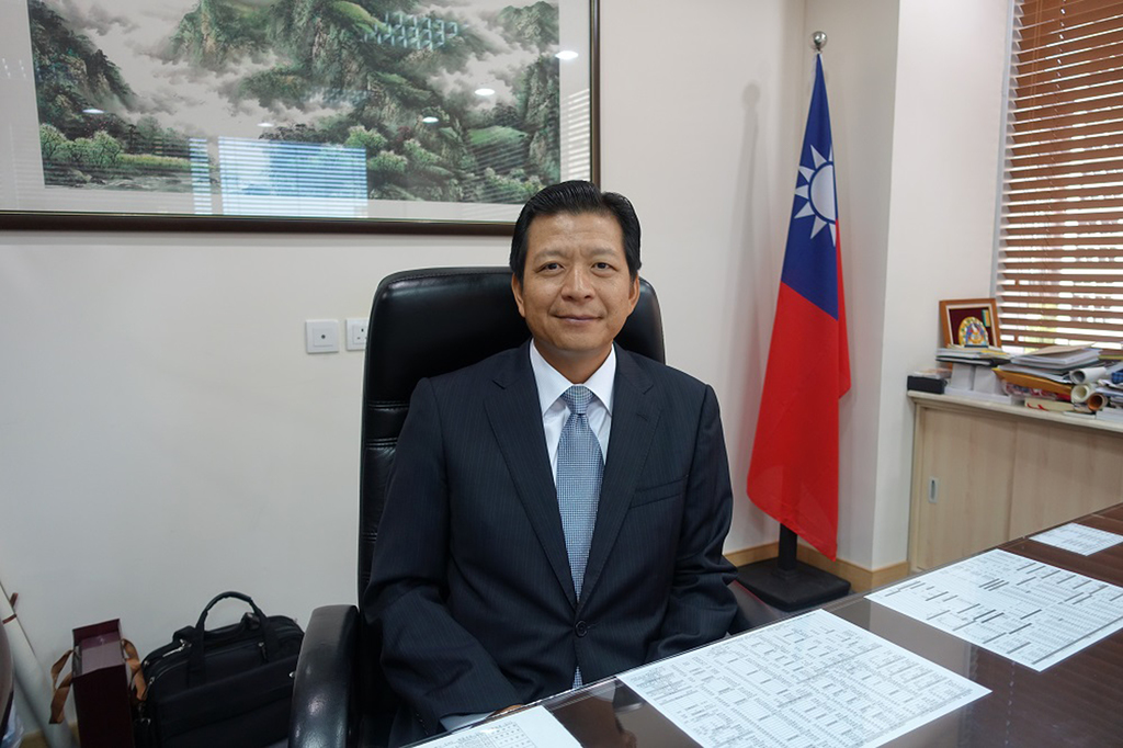 Over 97% of residence applications from Hong Kongers approved