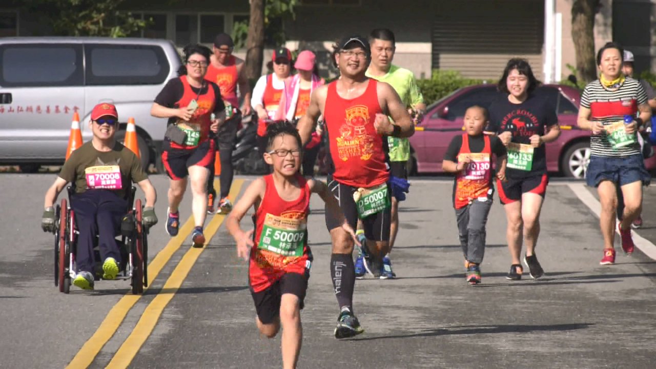 VIDEO: Doctor: Runners suffer from inadequate bone calcium