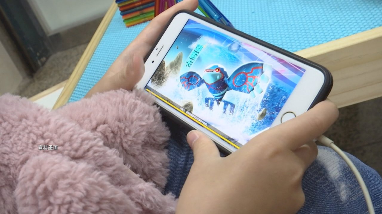 VIDEO: Prolonged used of consumer electronics may affect cognition: Expert