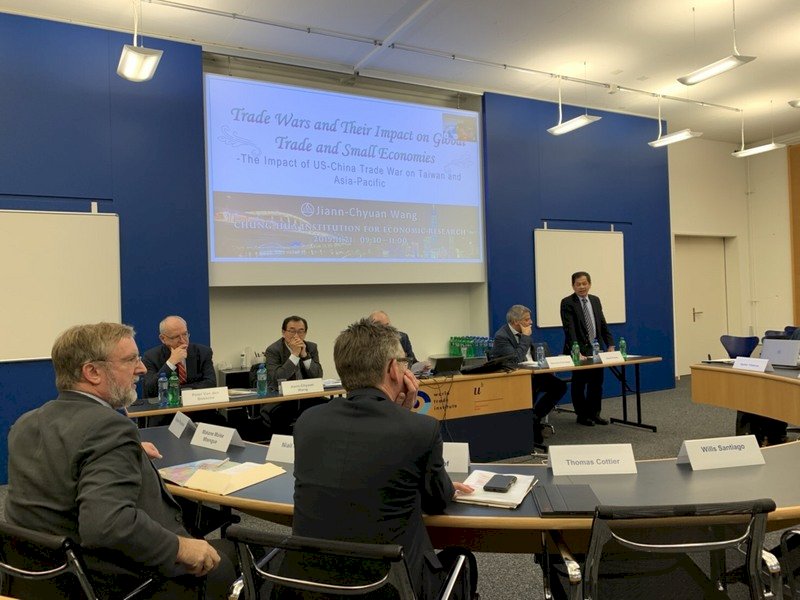 Think tanks hold seminar on Taiwan’s role in US-China trade war