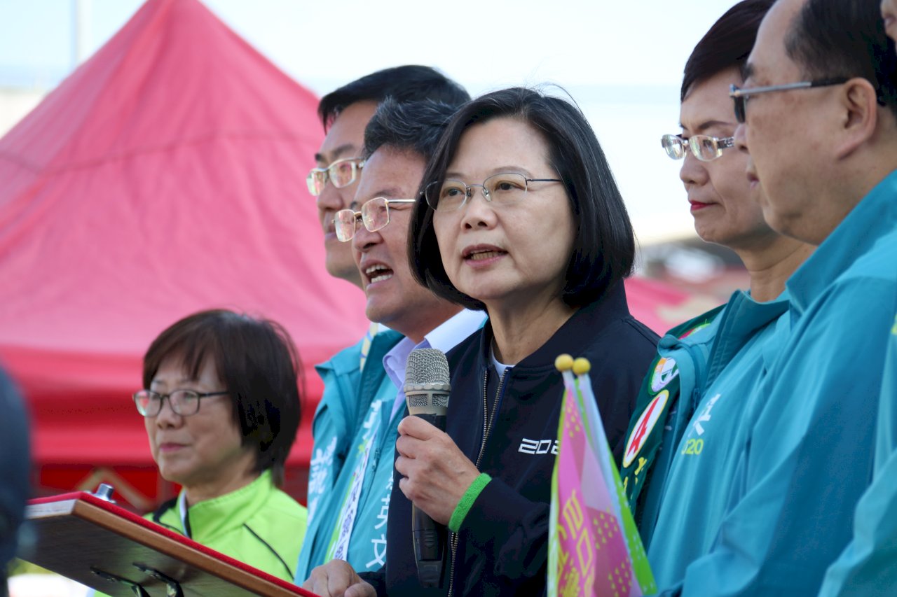 Tsai directs gov’t to ensure nat’l security amid Middle East tensions