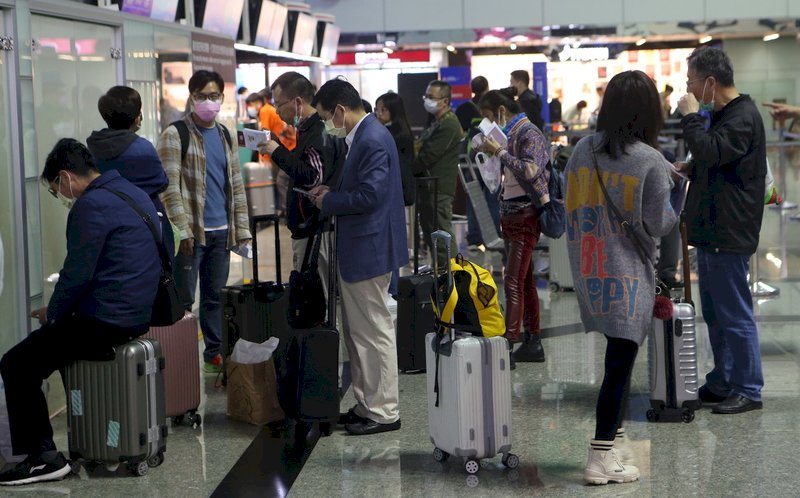 Two Chinese tourists confirmed with coronavirus in Taiwan