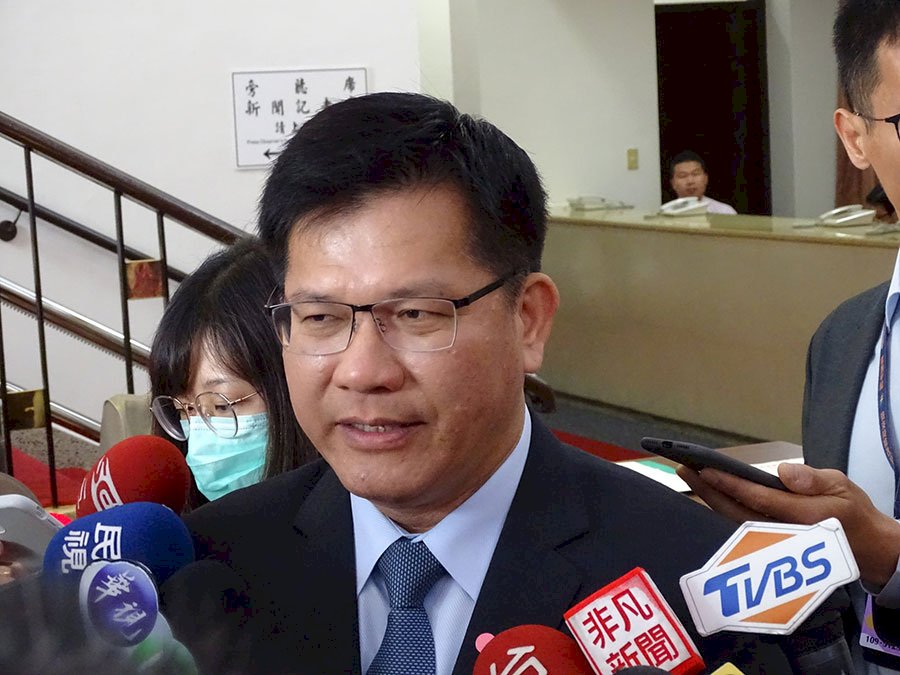 Transportation ministry: will help airlines make it through slump