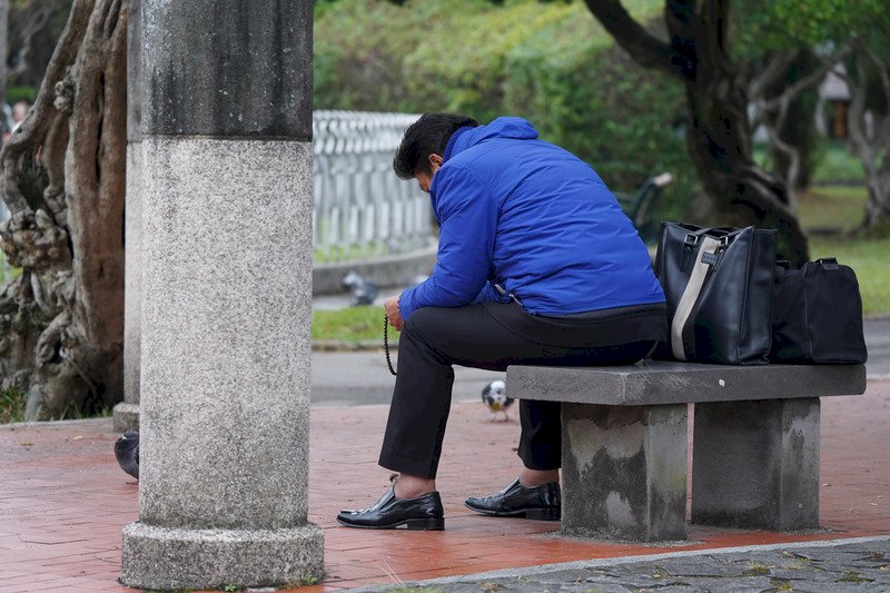 Gov’t called to consider plan for special workers on unpaid leave
