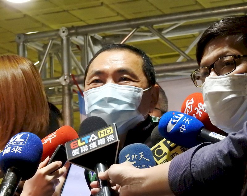 Taiwan bans overseas travel for teachers, students