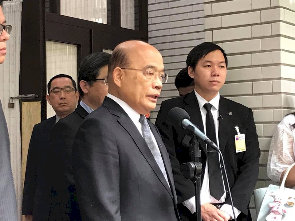 Government working to evacuate citizens from Hubei: Premier