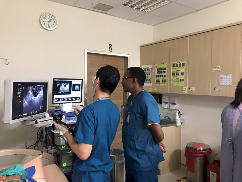 Opposition KMT urges postponing entry of foreign patients to Taiwan