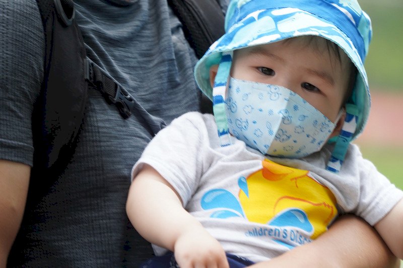 Foreign Ministry develops plan to help countries produce face masks
