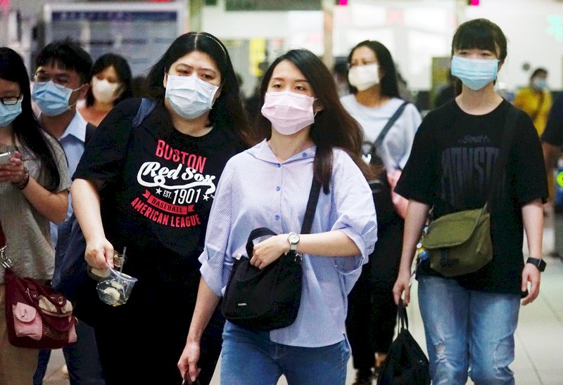 Taiwan reports 25 new COVID-19 cases, including 13 local infections