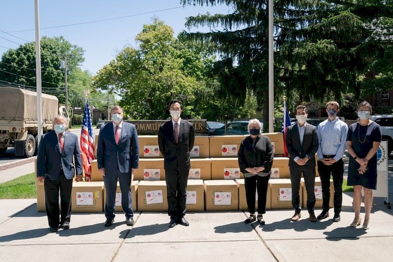 Taiwan donates more masks to US state of Massachusetts